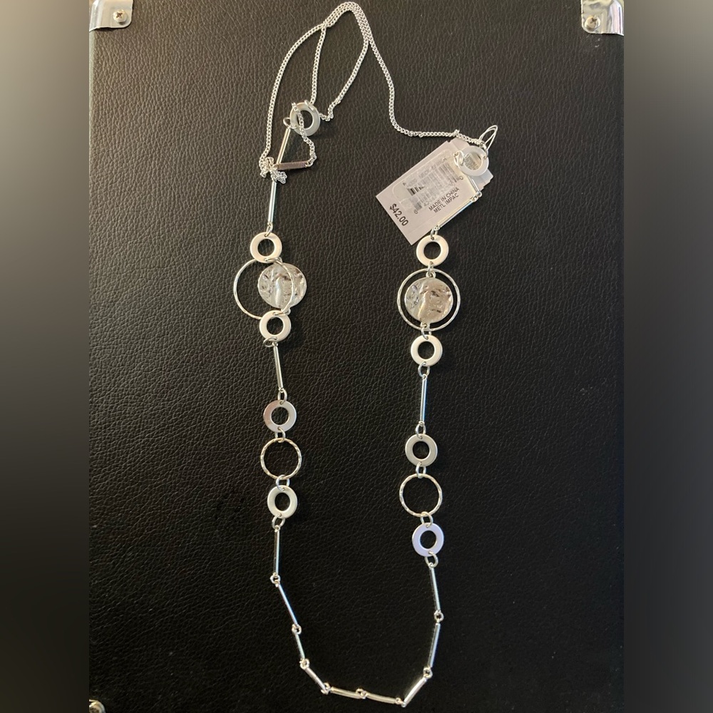 Nine West necklace